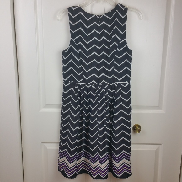 AT Loft Black White Chevron Sleeveless Dress 2 EUC - Picture 2 of 7